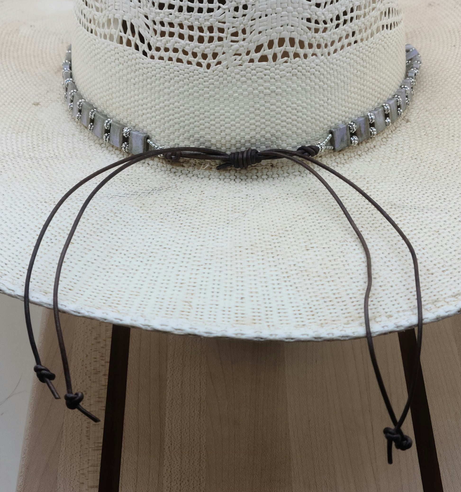 hatband - Lilac & grey/brown travertine agate is set off by small decorative silver pewter beads!
