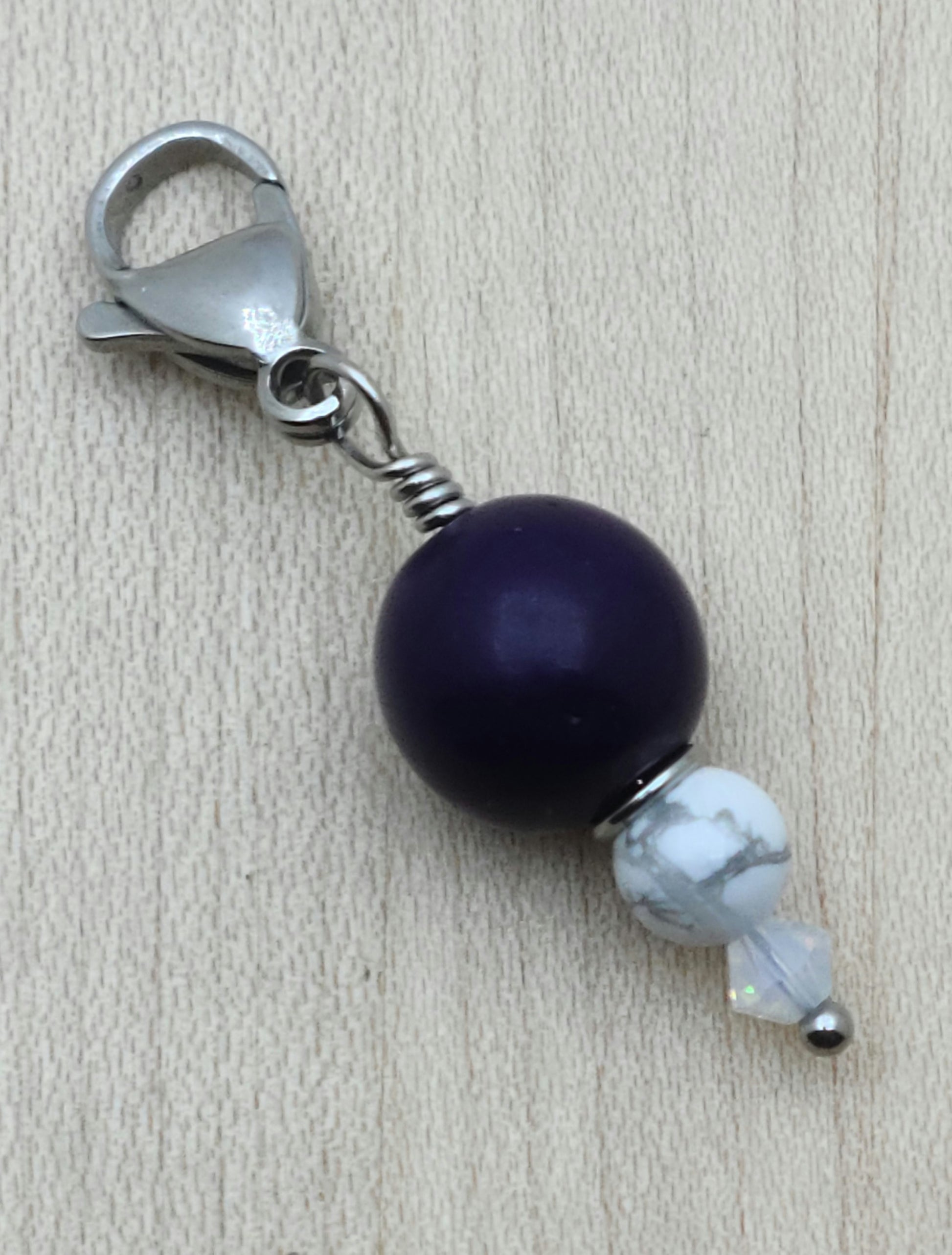 Zipper Pull - Purple Howlite