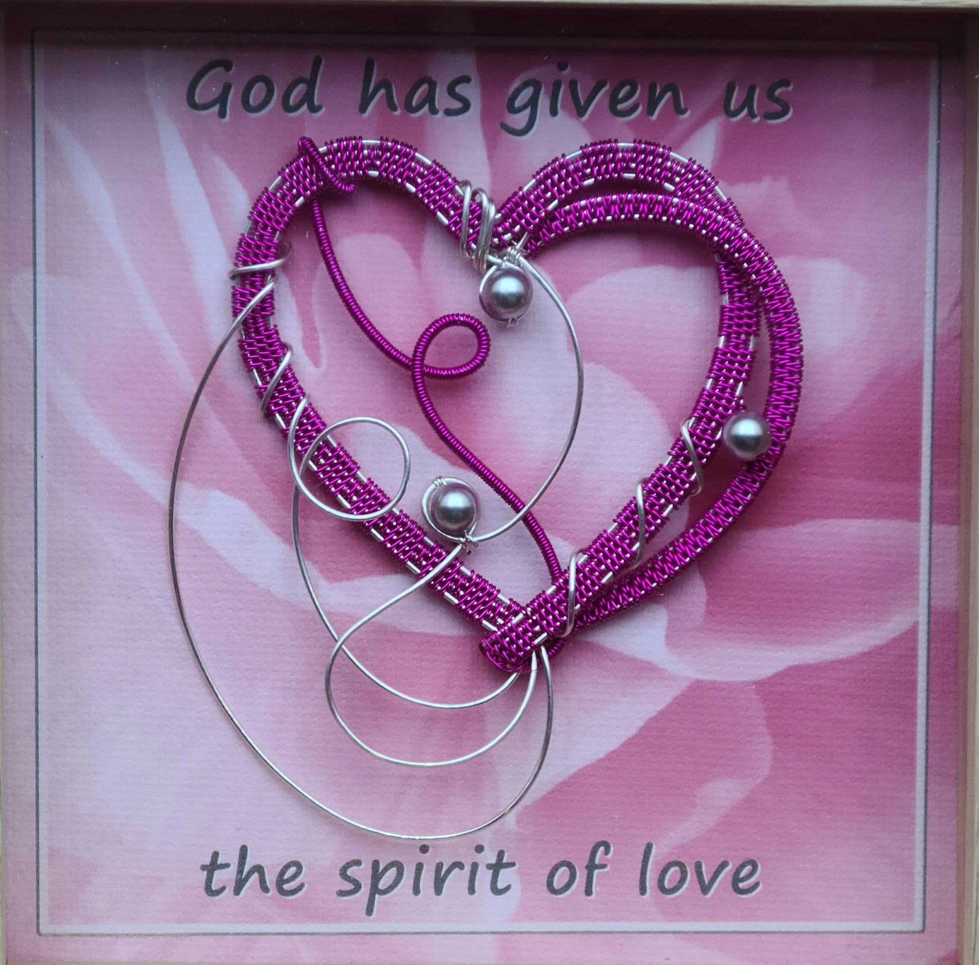 Bright Fuchsia Woven Wire & Crystal Pearl Heart Shadow Box