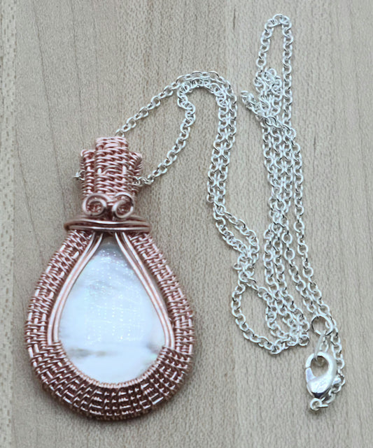 Woven Wire Blush & Shell Pendant
