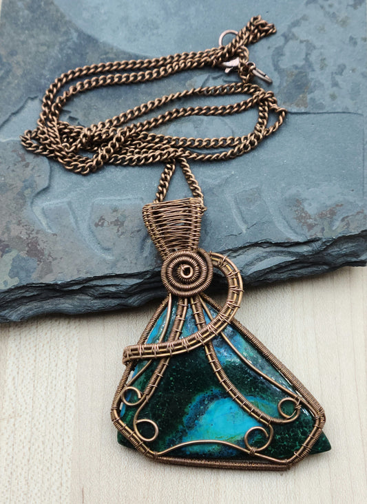 Woven Wire Malachite Triangle Pendant framed with antique copper wire