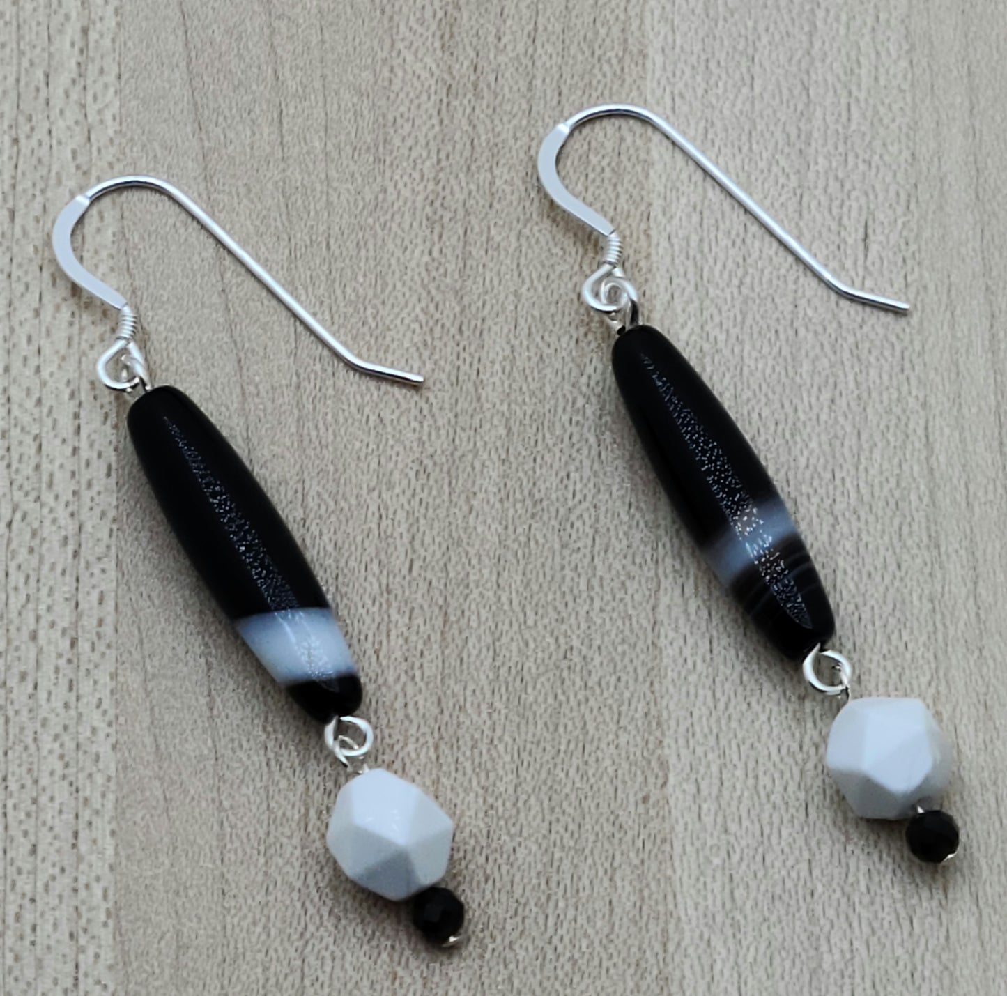 Classic black & white - tuxedo agate, howlite, & crystal earring with sterling silver fish hook ear wires.
