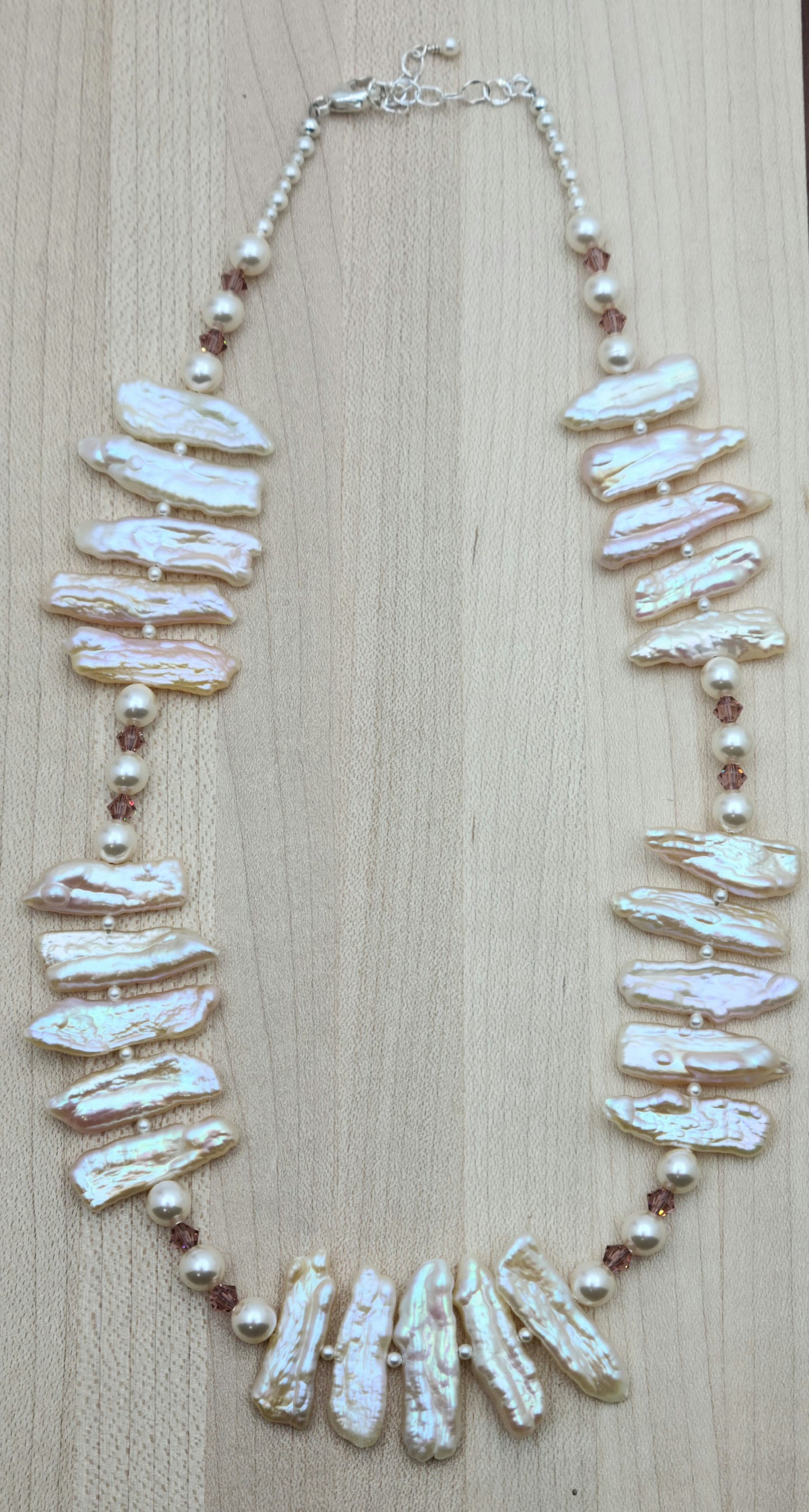 lustrous biwa freshwater pearl & rose crystal necklace.