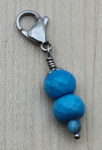 Zipper Pull - Turquoise Howlite