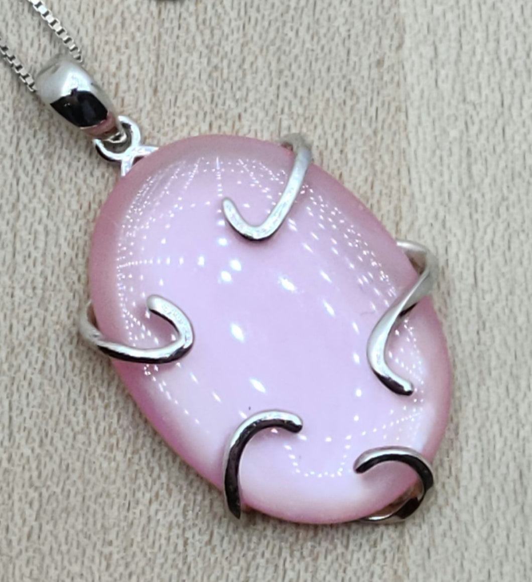 Pink Mussel Shell Pendant