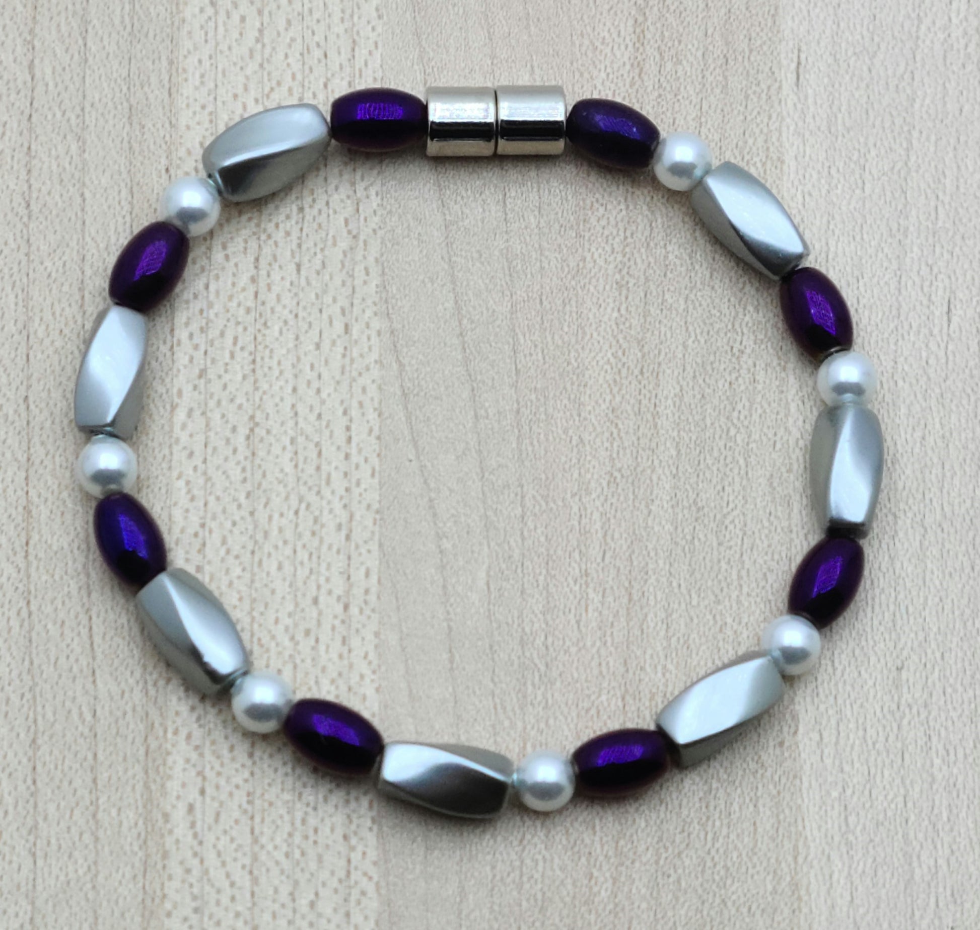 Oyster &  Purple Magnetic Bracelet