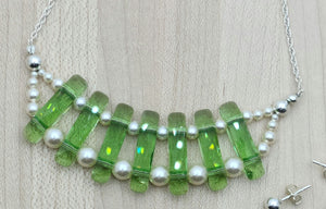 Peridot Green Crystal Column Necklace with creamrose crystal pearls