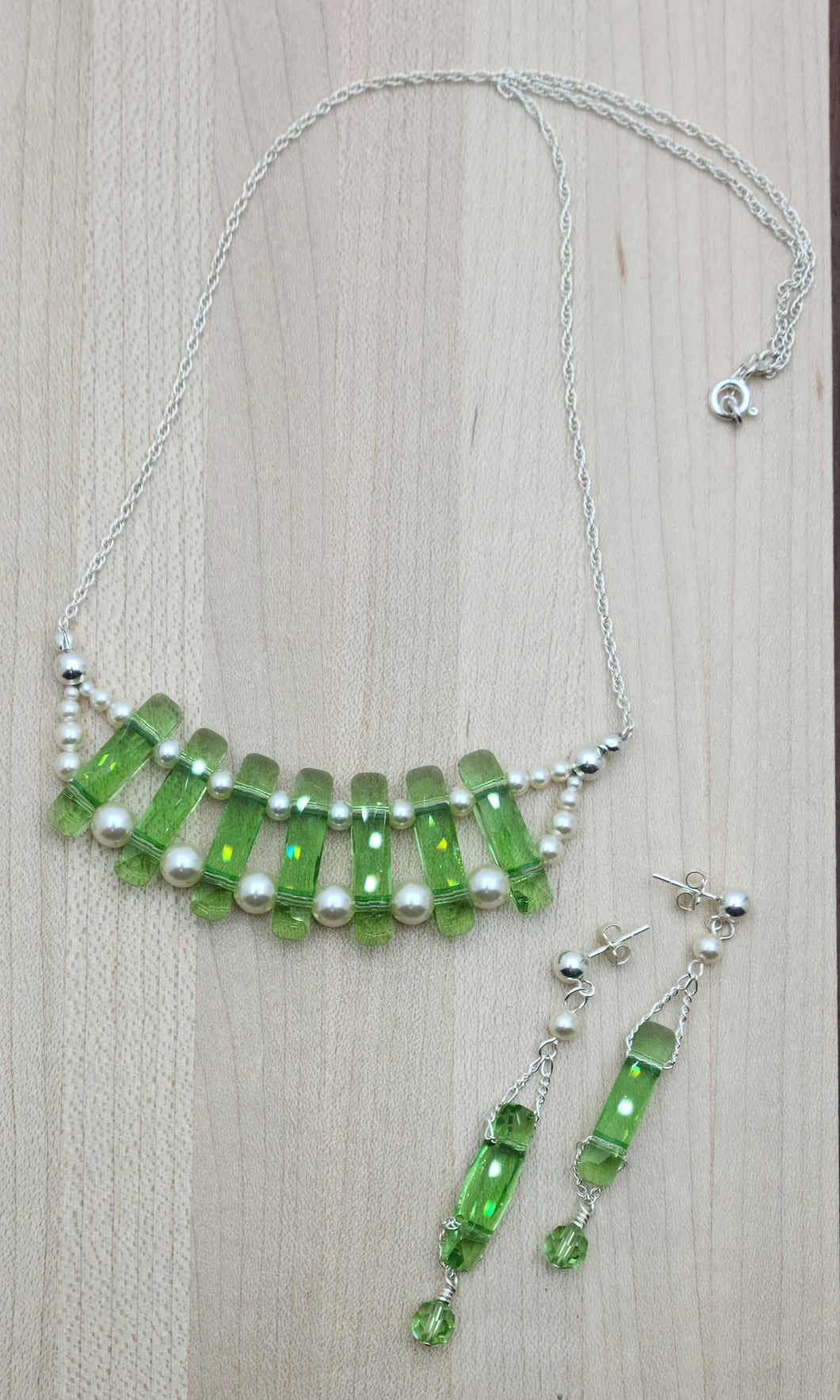 Peridot Green Crystal Column Necklace & Earrings with creamrose crystal pearls