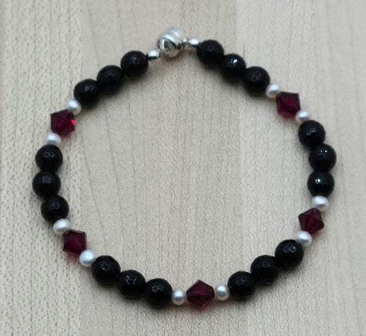 Scarlet, Black & FW Pearl Bracelet