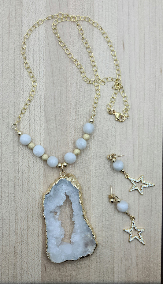Gold Edged White Druzy Necklace & Gold Star Earrings