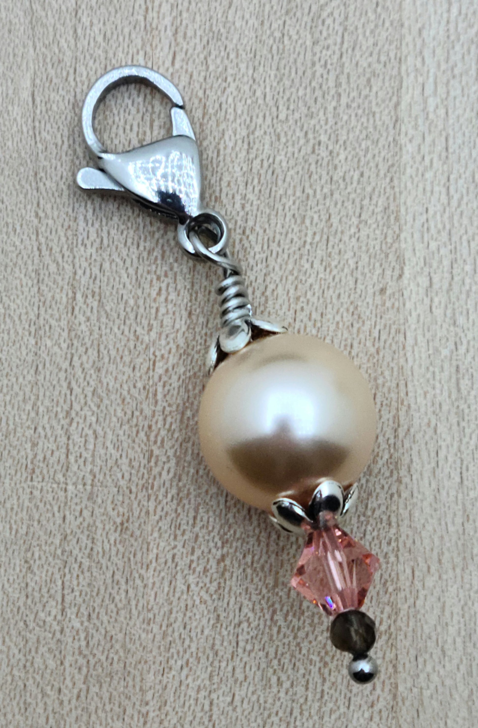 Fancy Zipper Pull - Peach Crystal