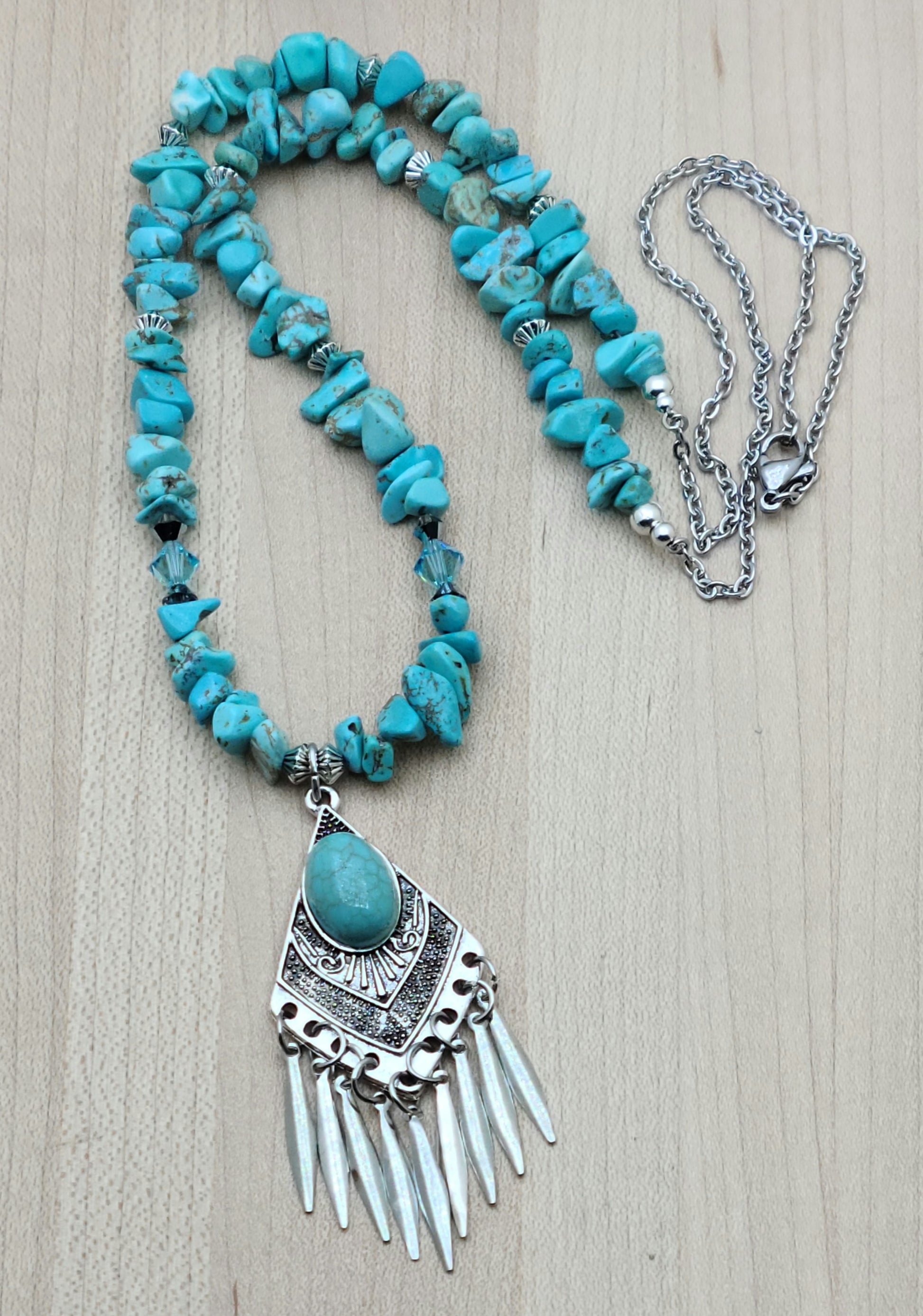 Turquoise Howlite & Fringe Necklace with howlite nuggets