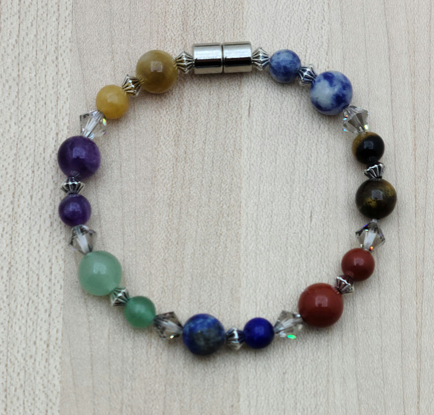 Chakra stones & crystal bracelet with magnetic closure