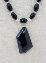 Black crystal, Crystals & crystal Pearls, Onyx, Howlite, Sterling Silver Necklace