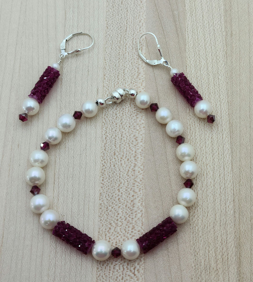Fuchsia Crystal Rocks & FW Pearls Bracelet & Earrings