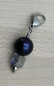 Zipper Pull - Deep Blue Crystal & crystal pearl