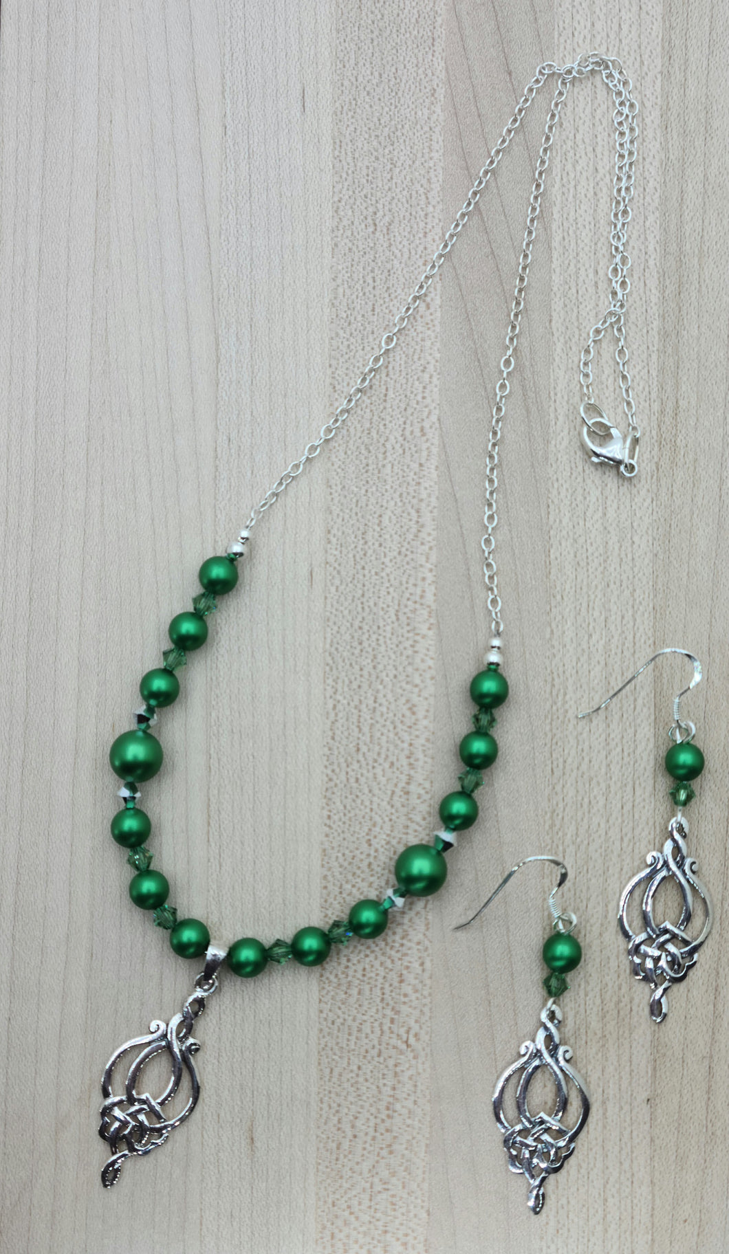 Celtic Green Necklace & Earrings
