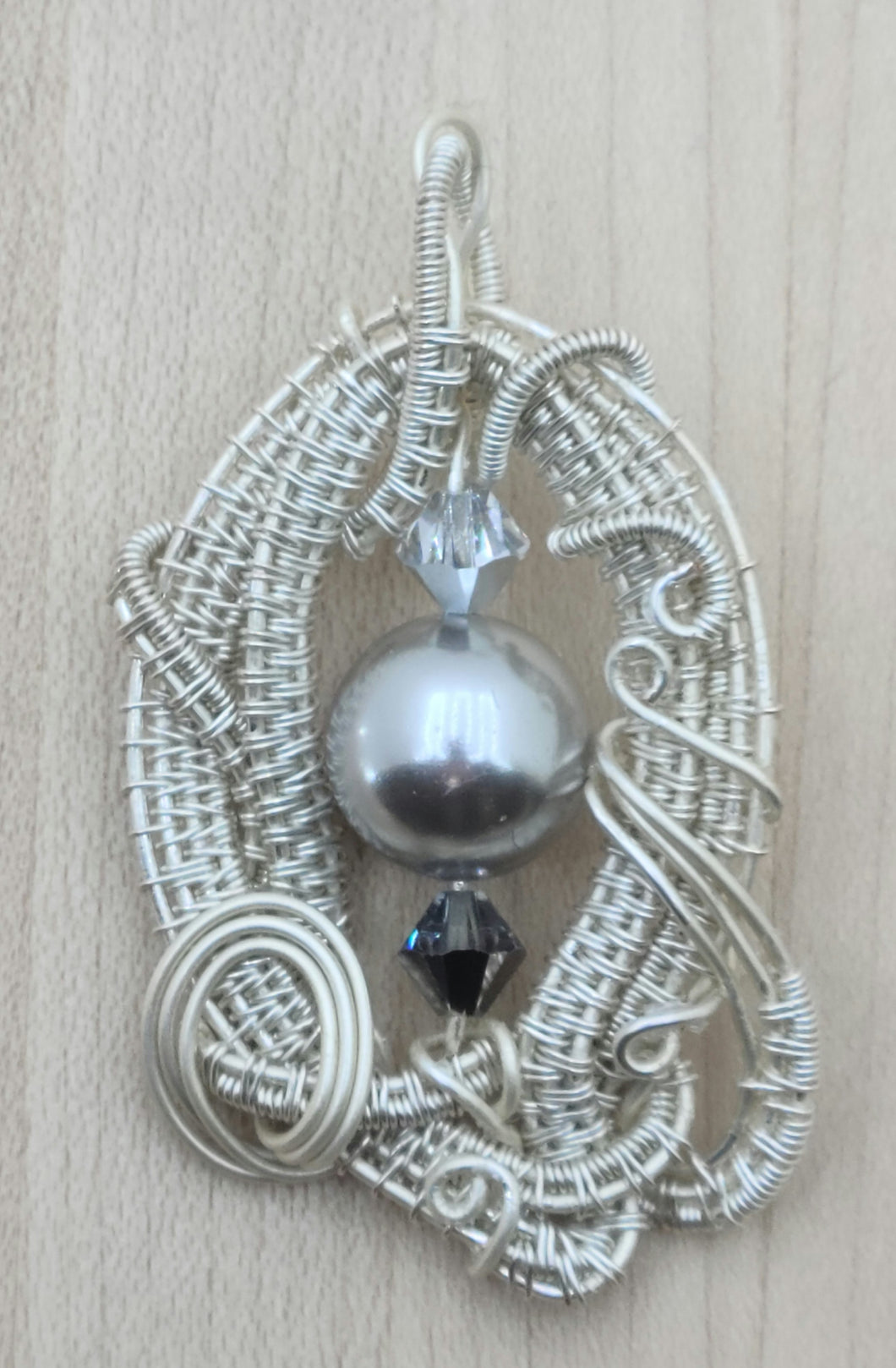 Woven Wire Silver Shell Pearl Pendant